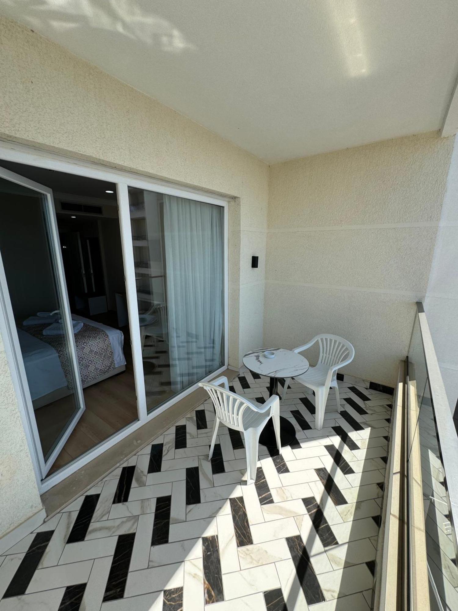 Hotel Britania Vlora Szoba fotó