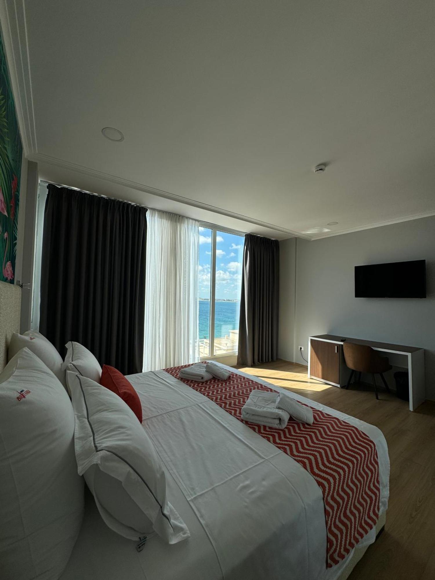 Hotel Britania Vlora Kültér fotó