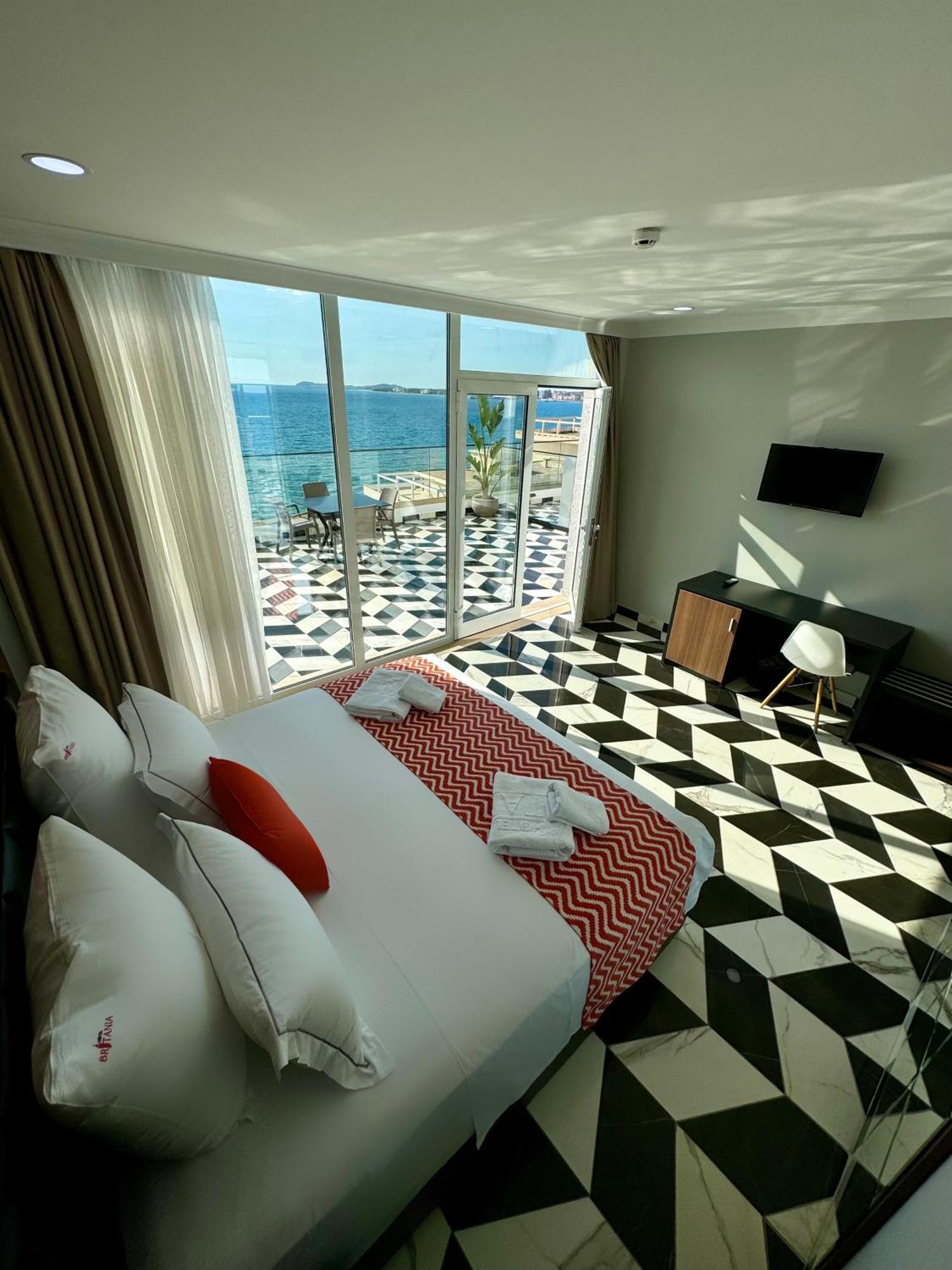 Hotel Britania Vlora Kültér fotó