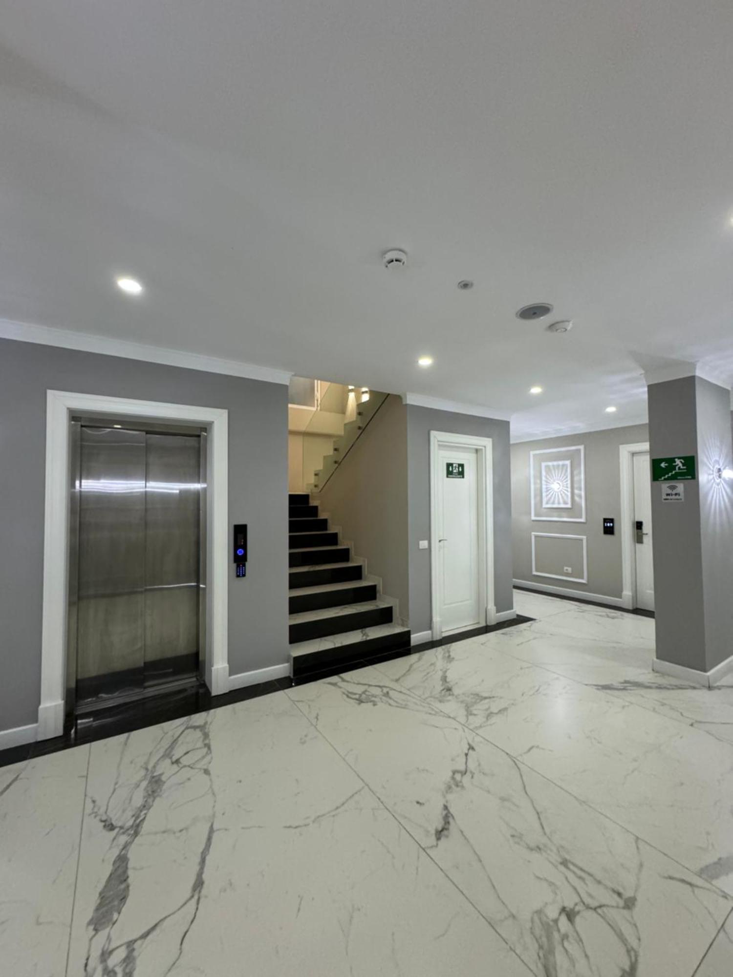 Hotel Britania Vlora Kültér fotó
