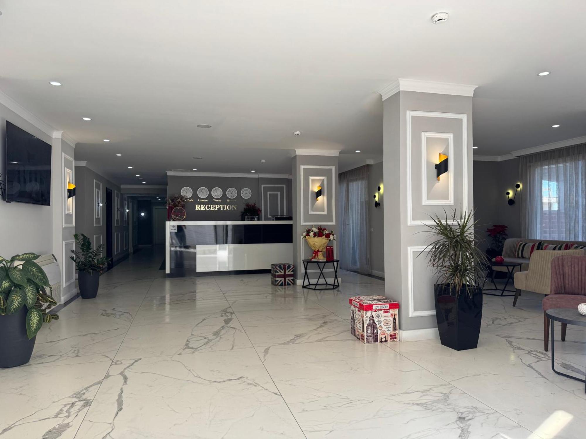 Hotel Britania Vlora Kültér fotó