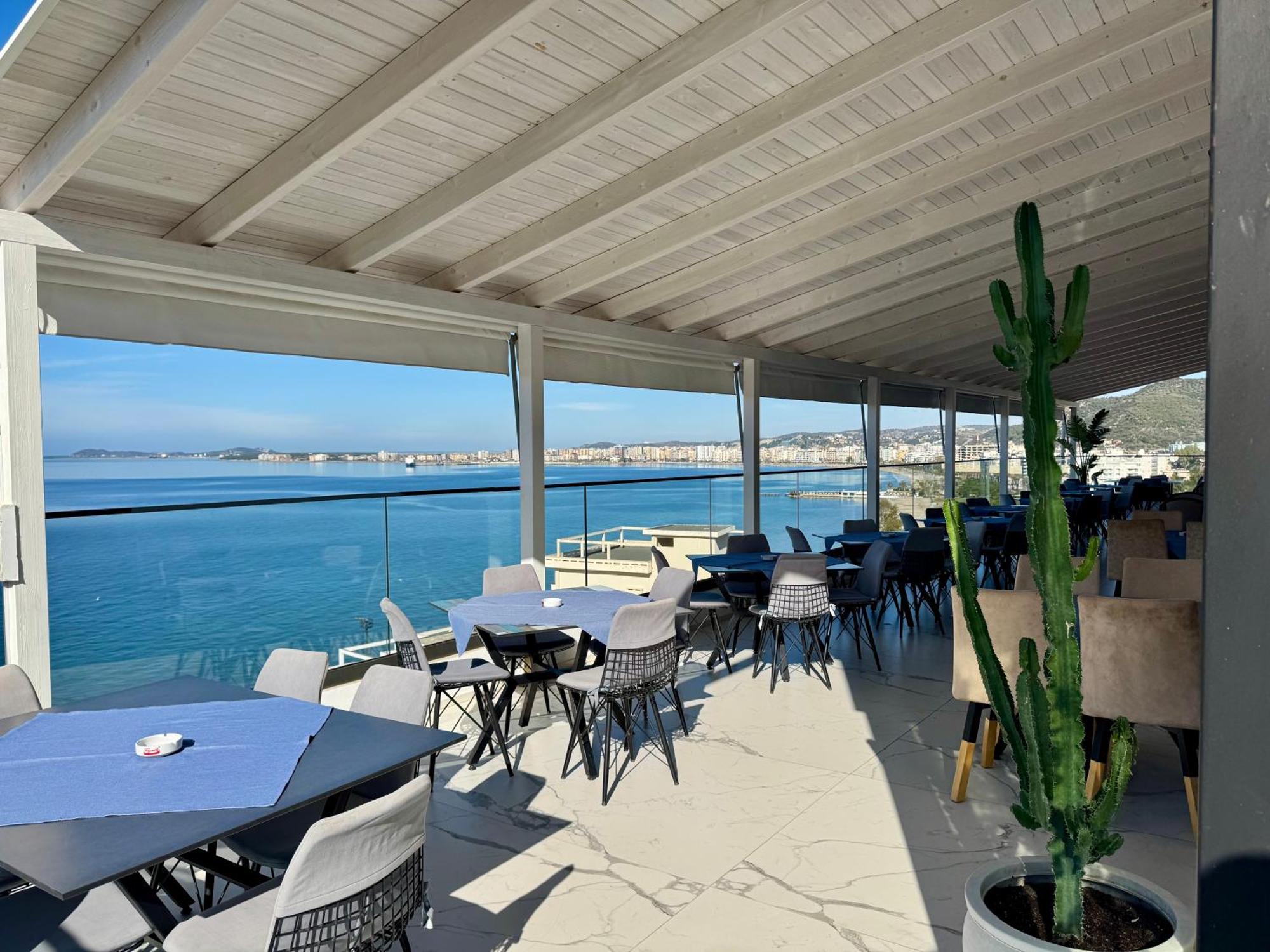 Hotel Britania Vlora Kültér fotó
